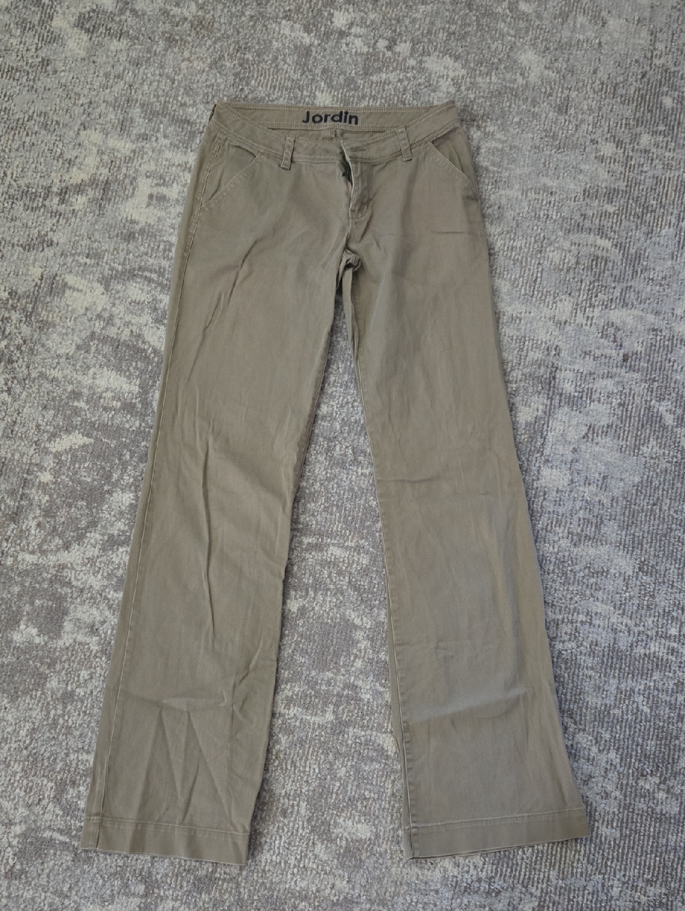 dELiA*s khaki pants